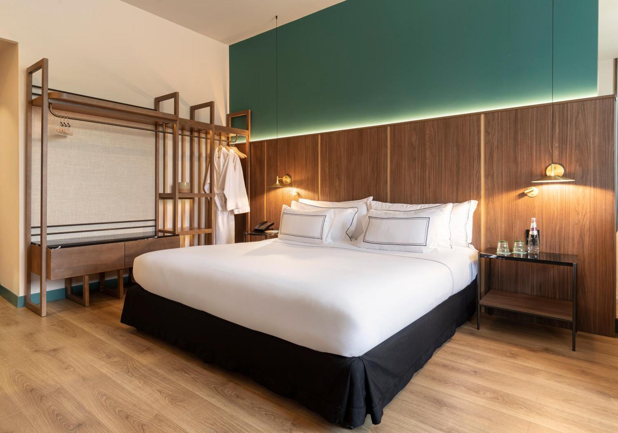 Melia Milano — Photos 3